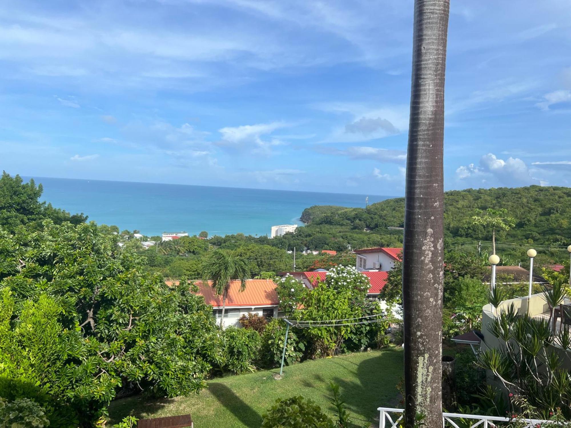 Attractive 2-Bed Apartment stunning sea view Dickenson Bay Extérieur photo